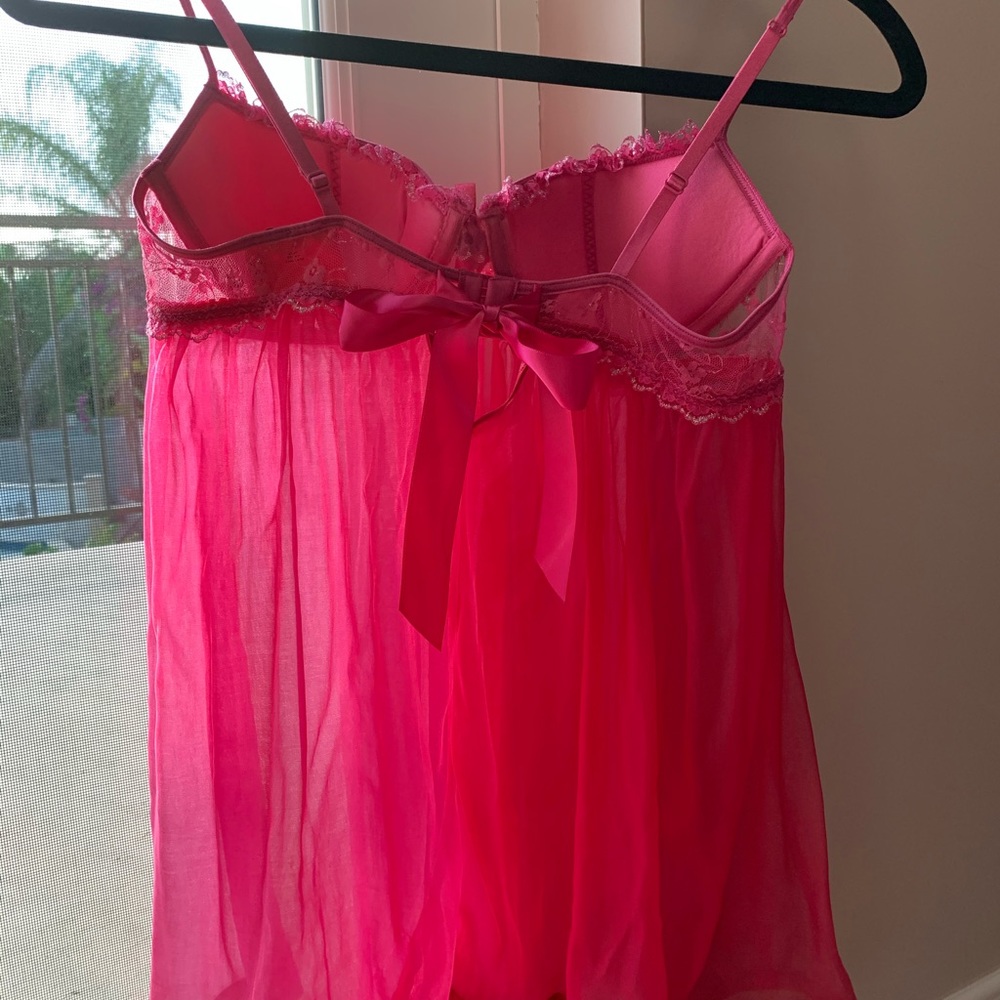 Victoria’s Secret Sexy Hot Pink Lingerie Set - Picture 3 of 5